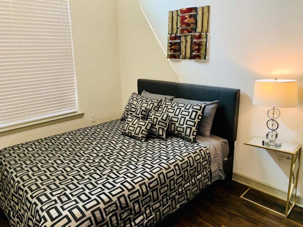Downtown Apt Free Parking - Pool - Gym - Fully Kitchen Houston Exteriör bild