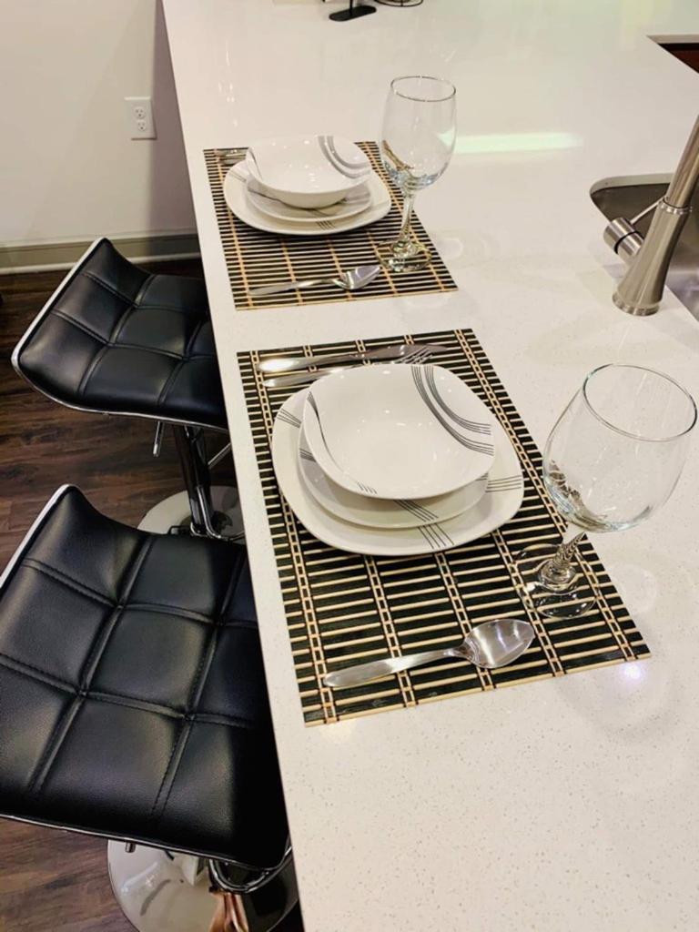 Downtown Apt Free Parking - Pool - Gym - Fully Kitchen Houston Exteriör bild