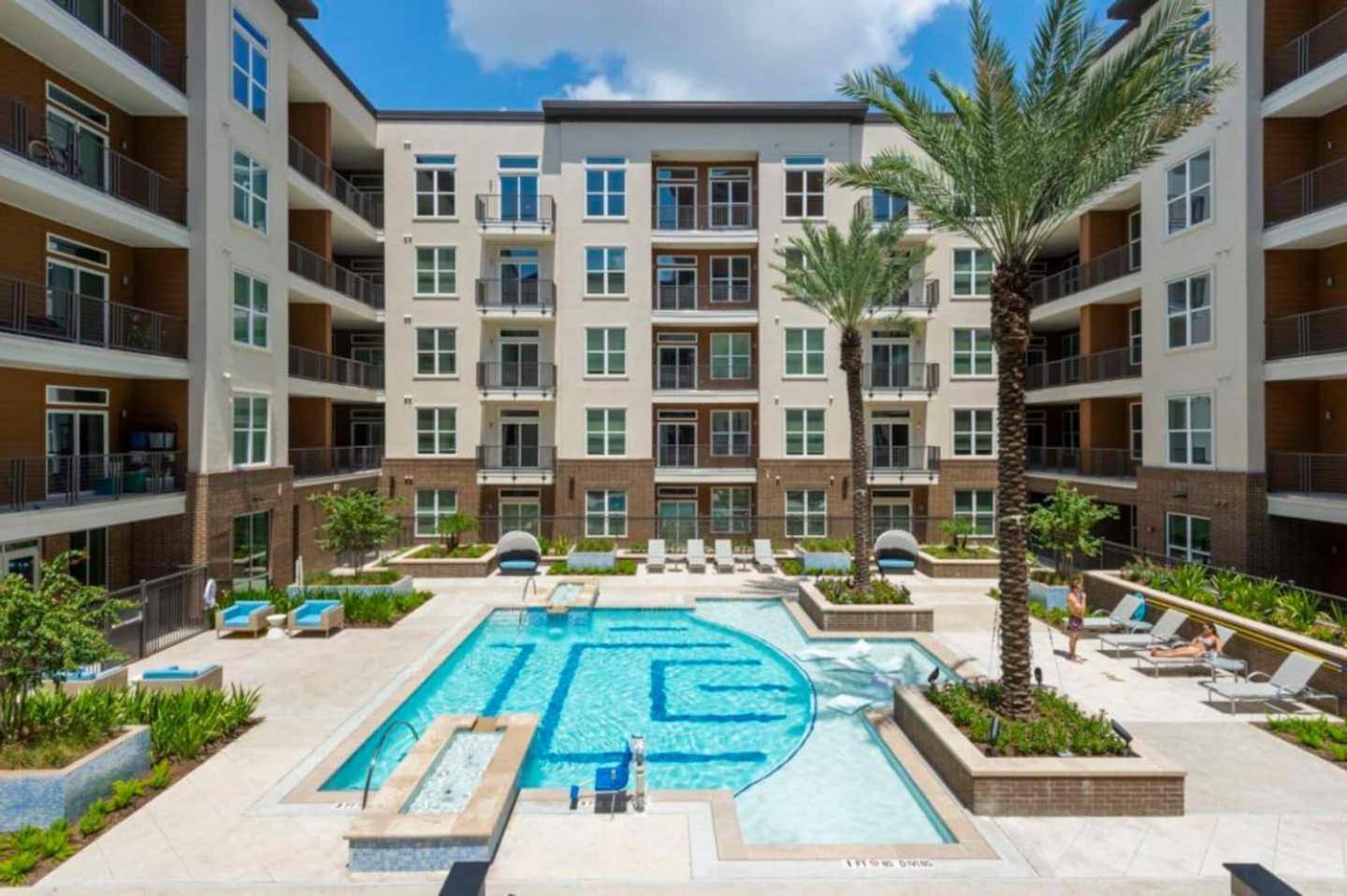 Downtown Apt Free Parking - Pool - Gym - Fully Kitchen Houston Exteriör bild